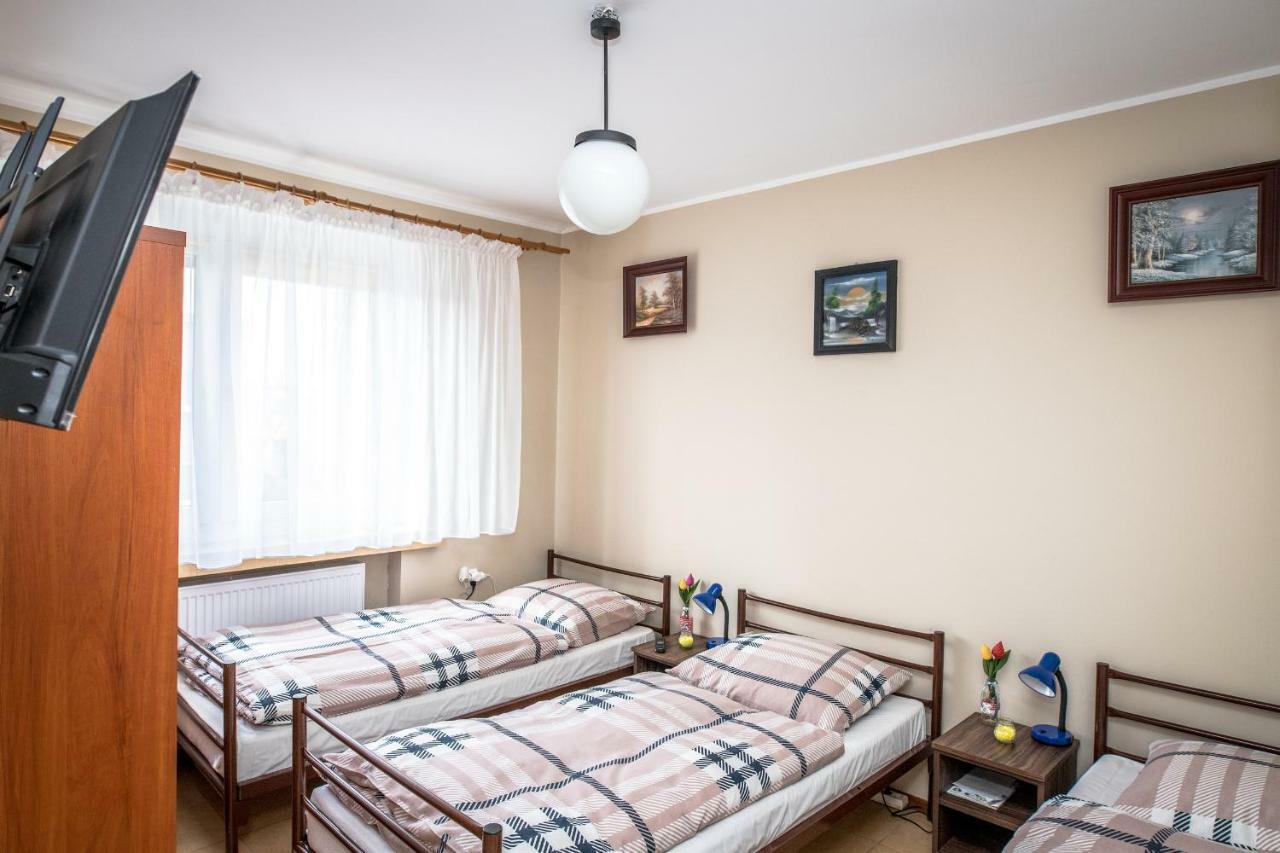 Pokoje Goscinne Arkadia Wrzesnia Ngoại thất bức ảnh